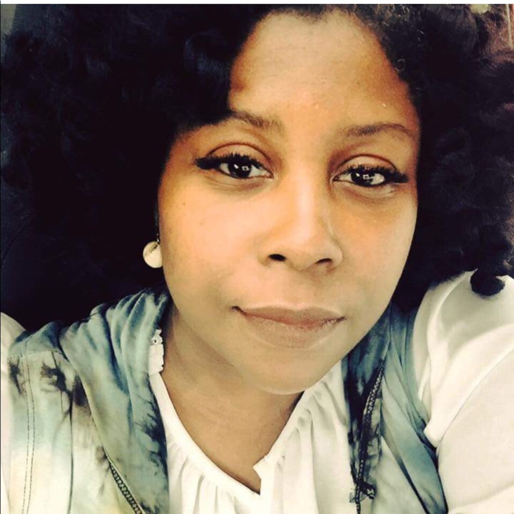 Meet your Posher, Roselyn